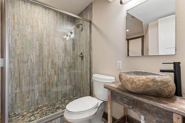 4372 Channel Road, Spring Park, MN 55384