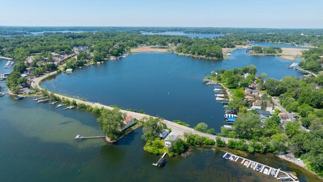 4372 Channel Road, Spring Park, MN 55384