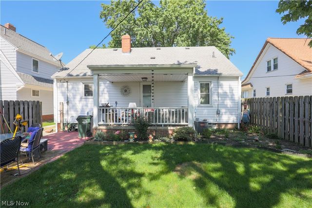 8107 Dartworth Drive, Parma, OH 44129