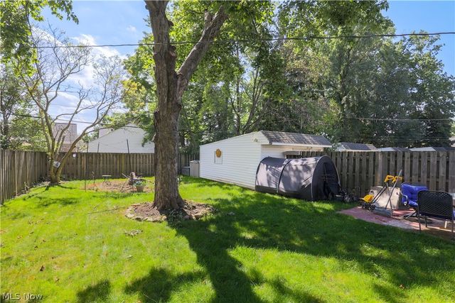 8107 Dartworth Drive, Parma, OH 44129