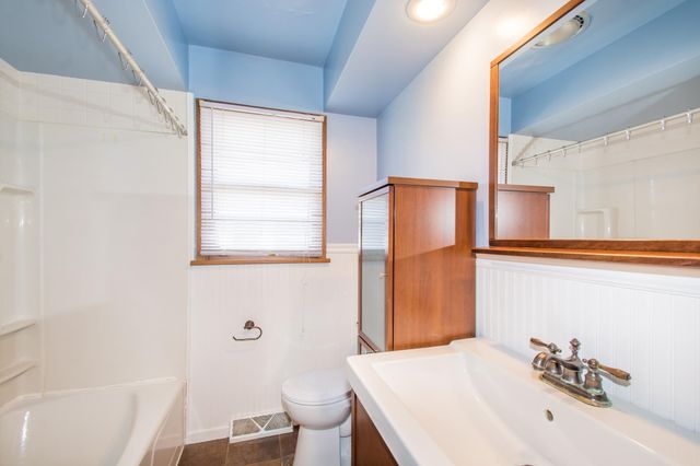 920 Cypress Street S, Cambridge, MN 55008