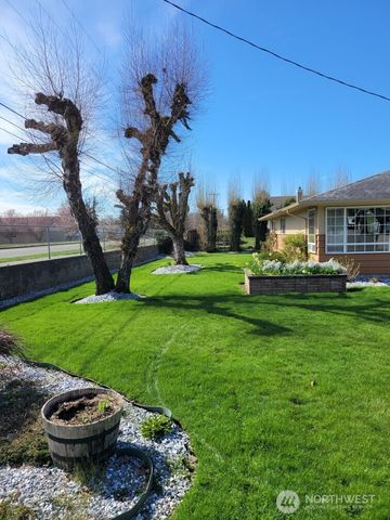 485 Spiketon Road, Buckley, WA 98321