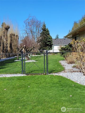 485 Spiketon Road, Buckley, WA 98321