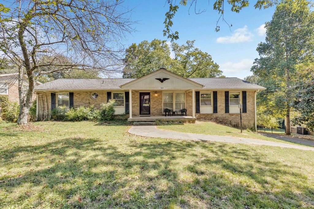 509 Mathes Ct, Goodlettsville, TN 37072