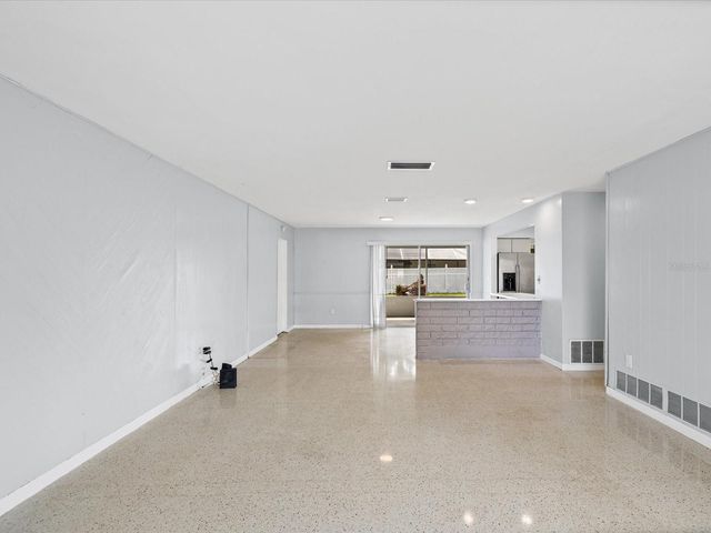 865 IMPERIAL DRIVE, Largo, FL 33771