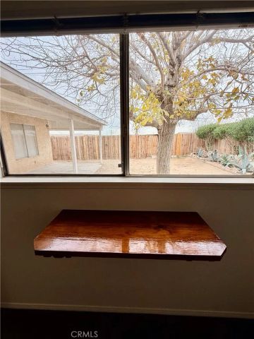 305 Beverly Avenue, Barstow, CA 92311