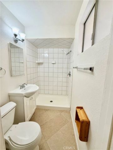 305 Beverly Avenue, Barstow, CA 92311