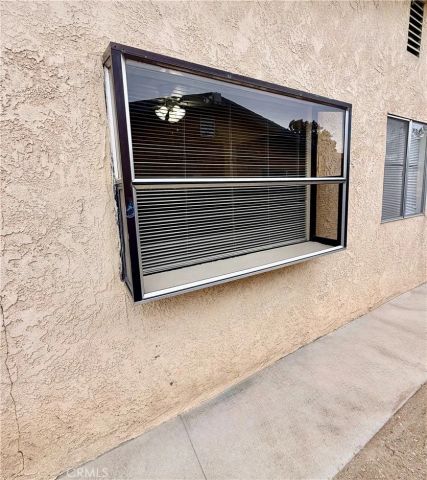 305 Beverly Avenue, Barstow, CA 92311