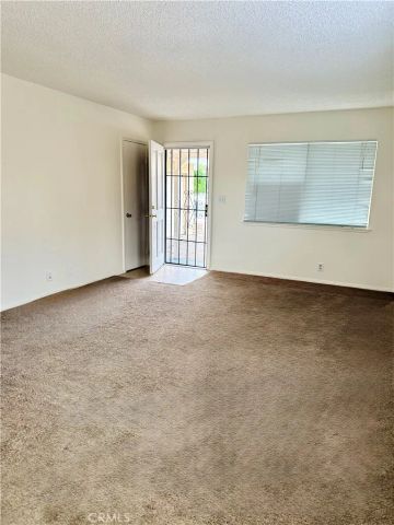 305 Beverly Avenue, Barstow, CA 92311