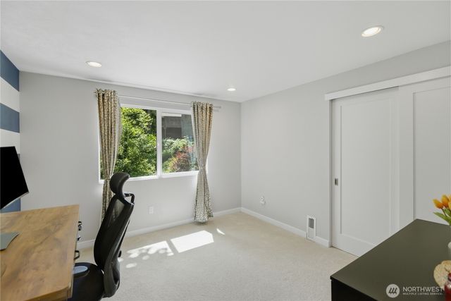4807 E Mercer Way, Mercer Island, WA 98040
