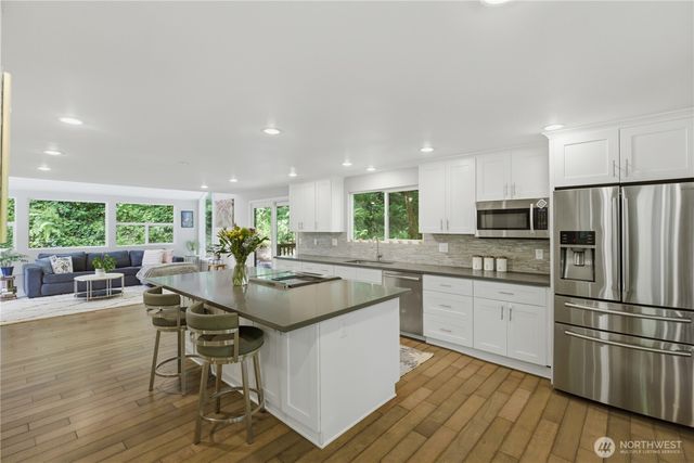 4807 E Mercer Way, Mercer Island, WA 98040
