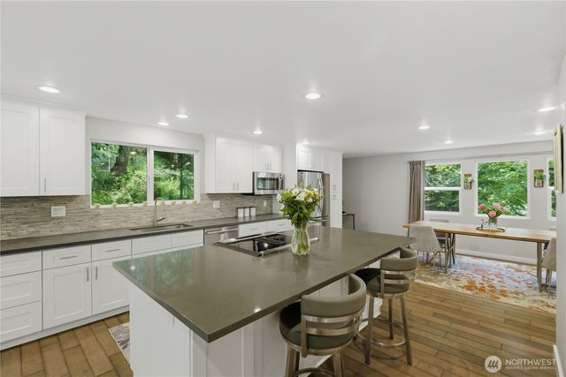 4807 E Mercer Way, Mercer Island, WA 98040