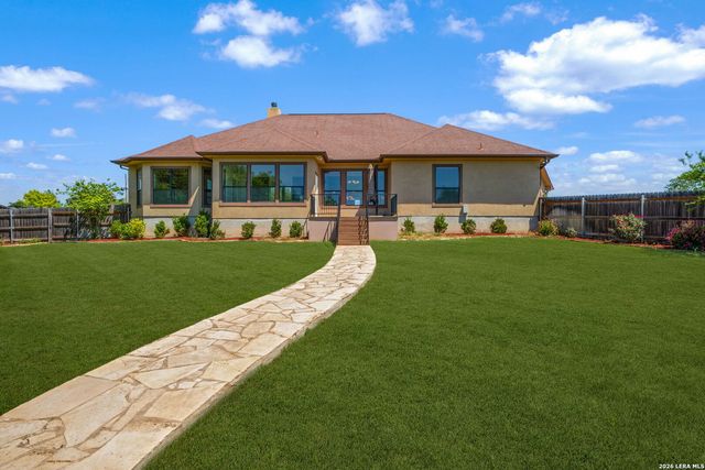 1001 Fm 471, Castroville, TX 78009