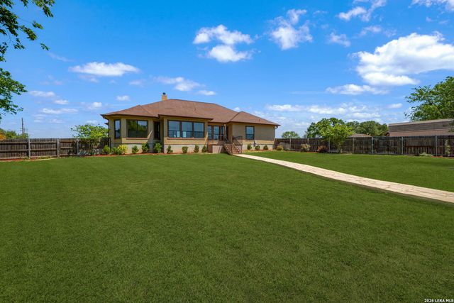 1001 Fm 471, Castroville, TX 78009