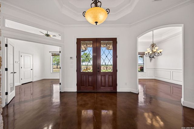 1001 Fm 471, Castroville, TX 78009