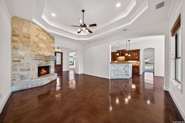 1001 Fm 471, Castroville, TX 78009