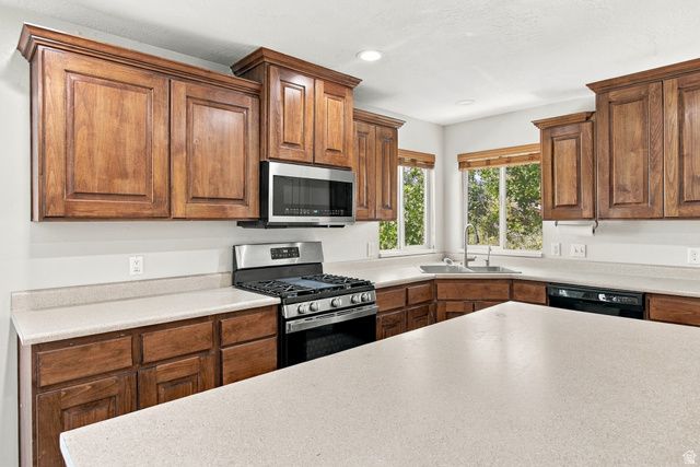 464 N 950 W, Springville, UT 84663