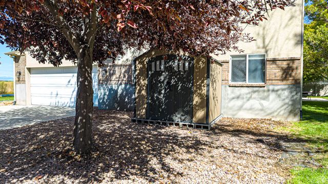 464 N 950 W, Springville, UT 84663