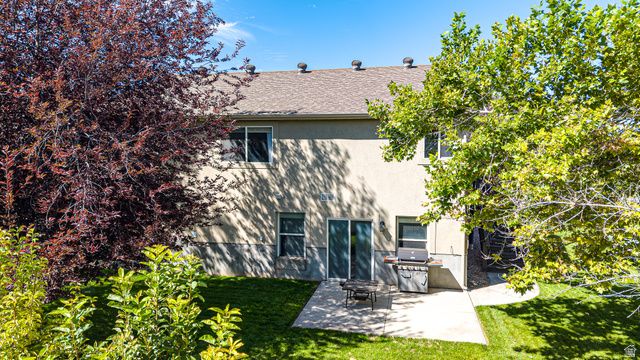 464 N 950 W, Springville, UT 84663