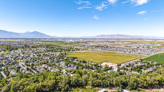 464 N 950 W, Springville, UT 84663