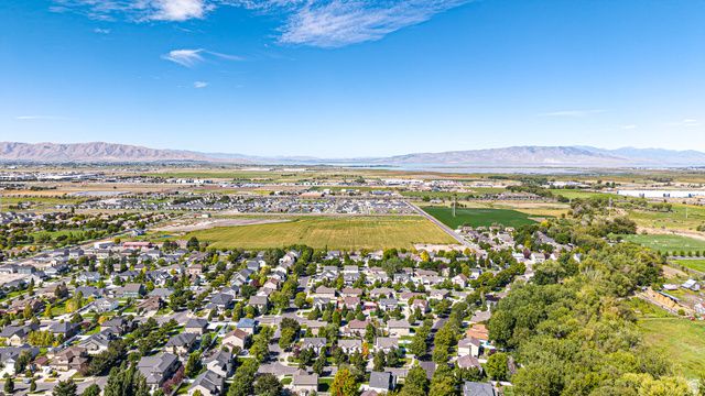 464 N 950 W, Springville, UT 84663