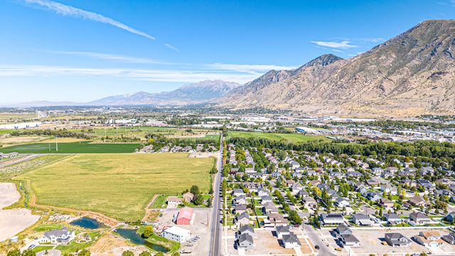 464 N 950 W, Springville, UT 84663