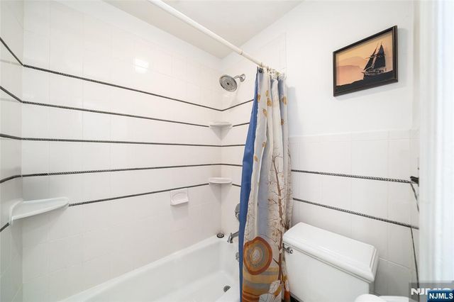 278 Monmouth Street 201, Jersey City, NJ 07302