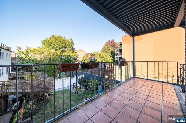 278 Monmouth Street 201, Jersey City, NJ 07302