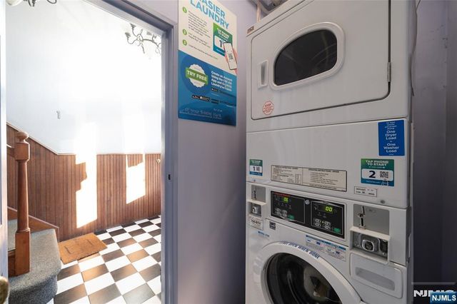 278 Monmouth Street 201, Jersey City, NJ 07302