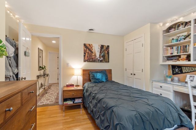 125 Chestnut St, Concord, MA 01742