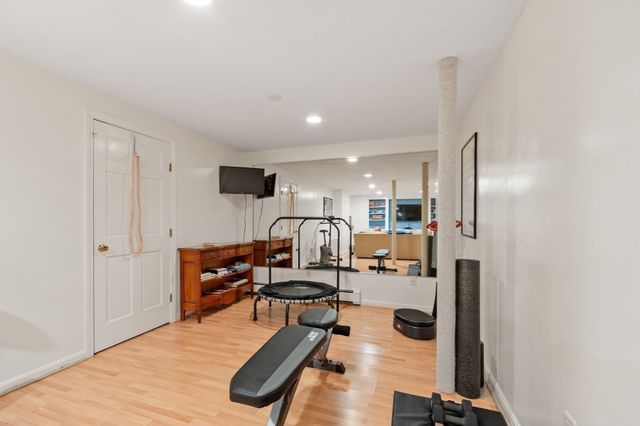 125 Chestnut St, Concord, MA 01742