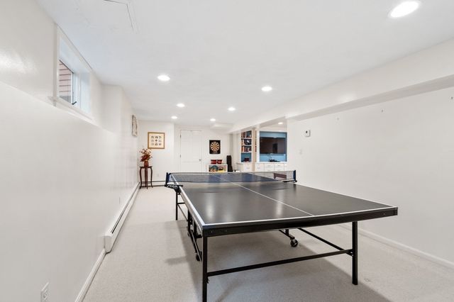 125 Chestnut St, Concord, MA 01742