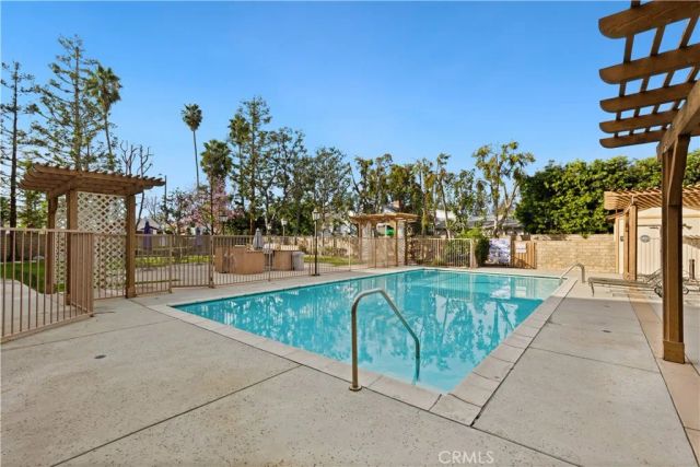 10715 Camarillo Street 203, North Hollywood, CA 91602