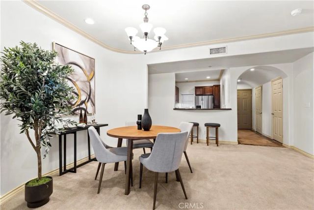 10715 Camarillo Street 203, North Hollywood, CA 91602