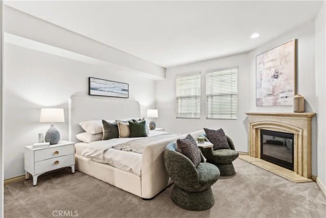 10715 Camarillo Street 203, North Hollywood, CA 91602