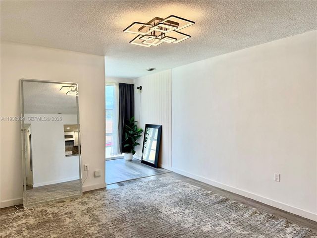 17560 Atlantic Blvd 404, Sunny Isles Beach, FL 33160