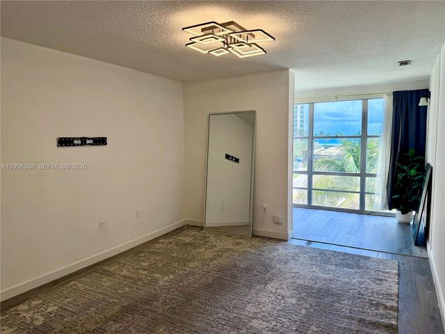17560 Atlantic Blvd 404, Sunny Isles Beach, FL 33160