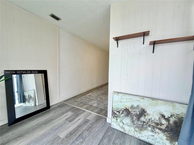 17560 Atlantic Blvd 404, Sunny Isles Beach, FL 33160