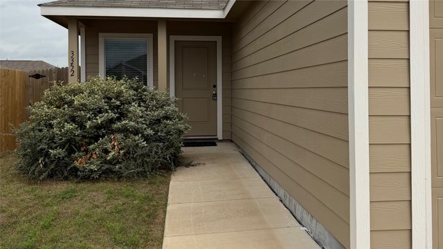 3352 Beckwith Way, Crandall, TX 75114