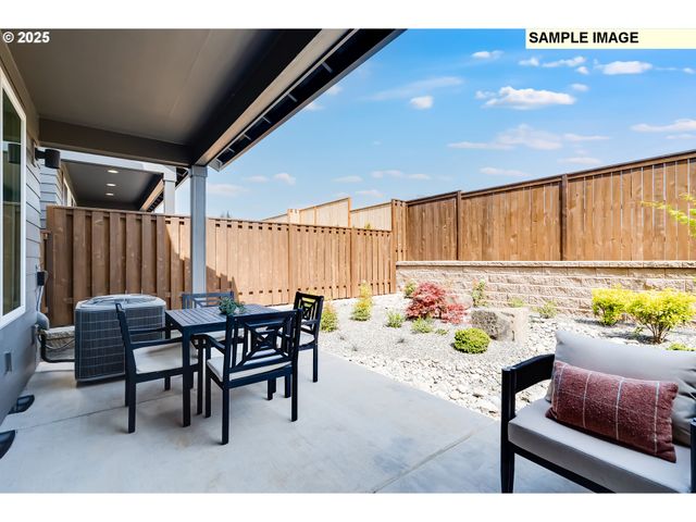 12060 Sw TRASK St, Beaverton, OR 97007