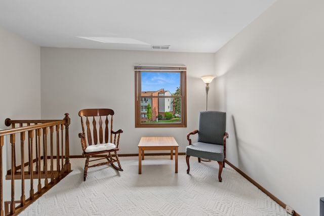 1505 Barrymore Drive 24-3, Darien, IL 60561