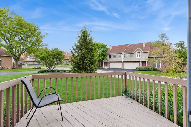 1505 Barrymore Drive 24-3, Darien, IL 60561