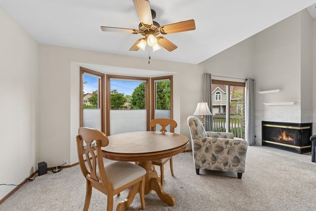 1505 Barrymore Drive 24-3, Darien, IL 60561