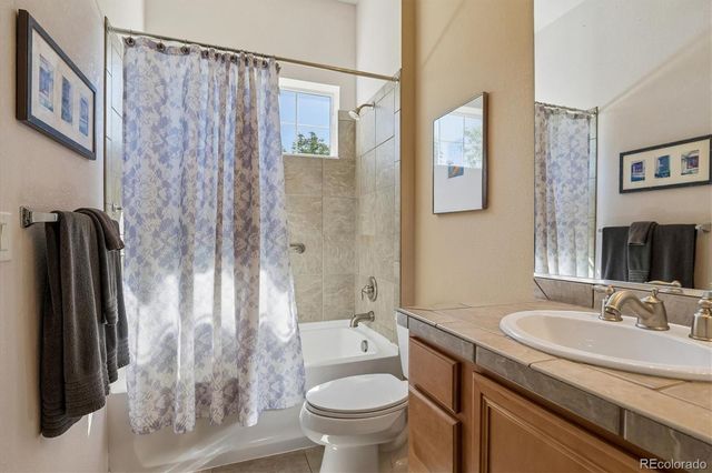 16415 Grays Way, Broomfield, CO 80023