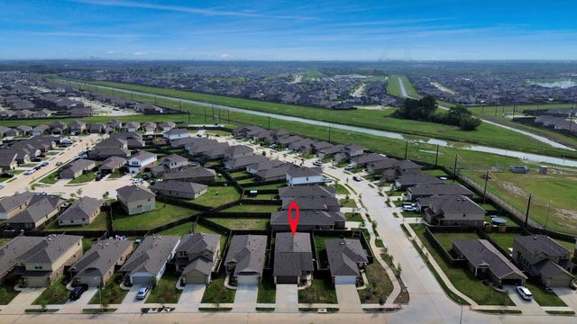 9014 Estes Lakes Drive, Baytown, TX 77521