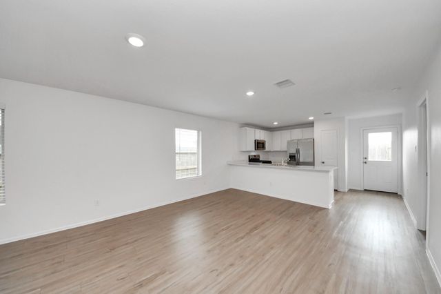 9014 Estes Lakes Drive, Baytown, TX 77521