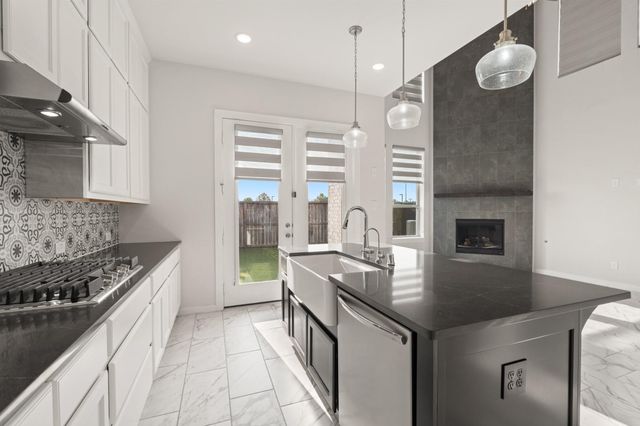 6579 Scarlet Pond Lane, Fulshear, TX 77441