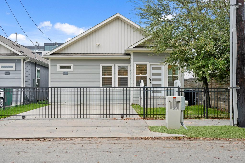 507 Carl Street, Houston, TX 77009