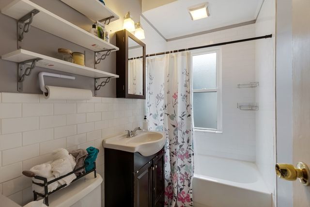 29 Lewis St. 2, Lynn, MA 01902