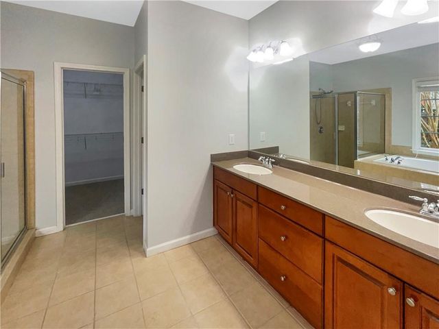 5675 Coopers Glen SW Court, Mableton, GA 30126